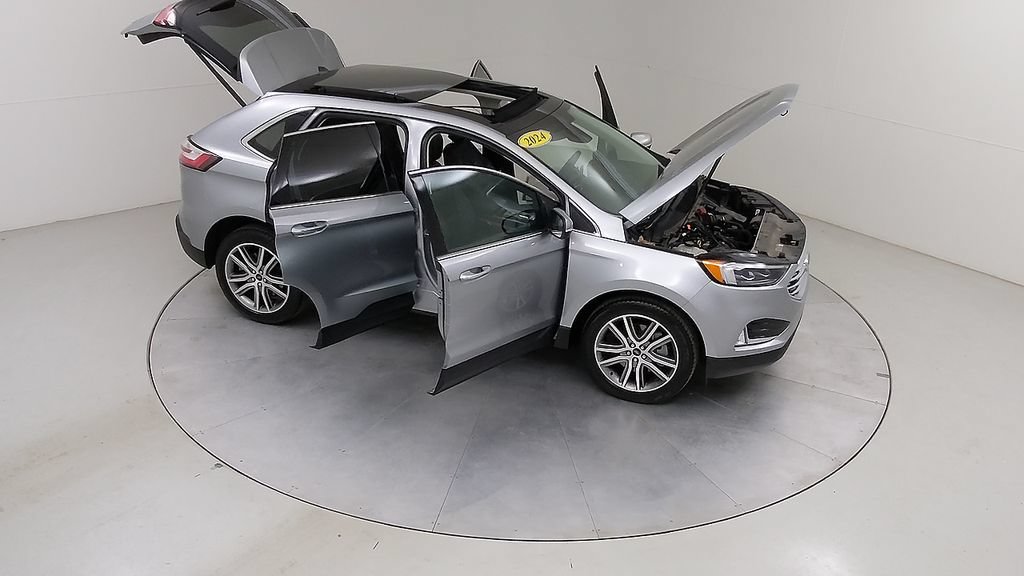 Certified 2024 Ford Edge Titanium w/ Equipment Group 301A AWD/4WD image 46