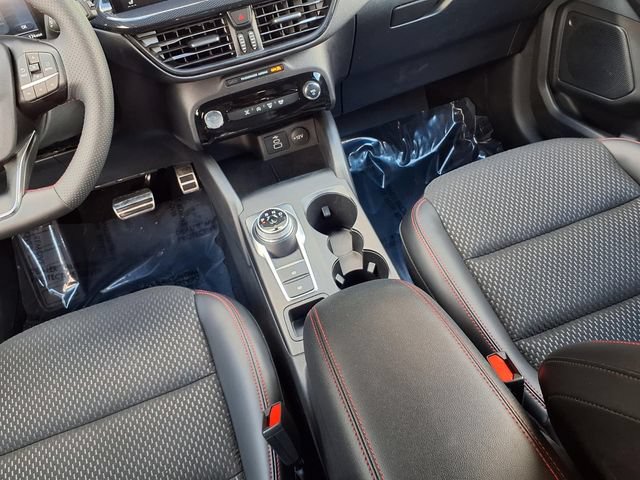Certified 2024 Ford Escape ST-Line w/ Tech Pack #1 AWD/4WD image 11
