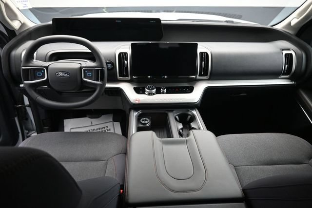 Certified 2025 Ford Expedition Active AWD/4WD image 22