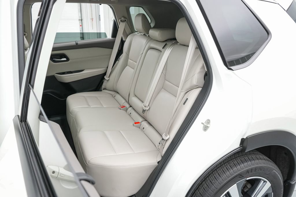Used 2023 Nissan Rogue SL w/ SL Premium Package AWD/4WD image 20