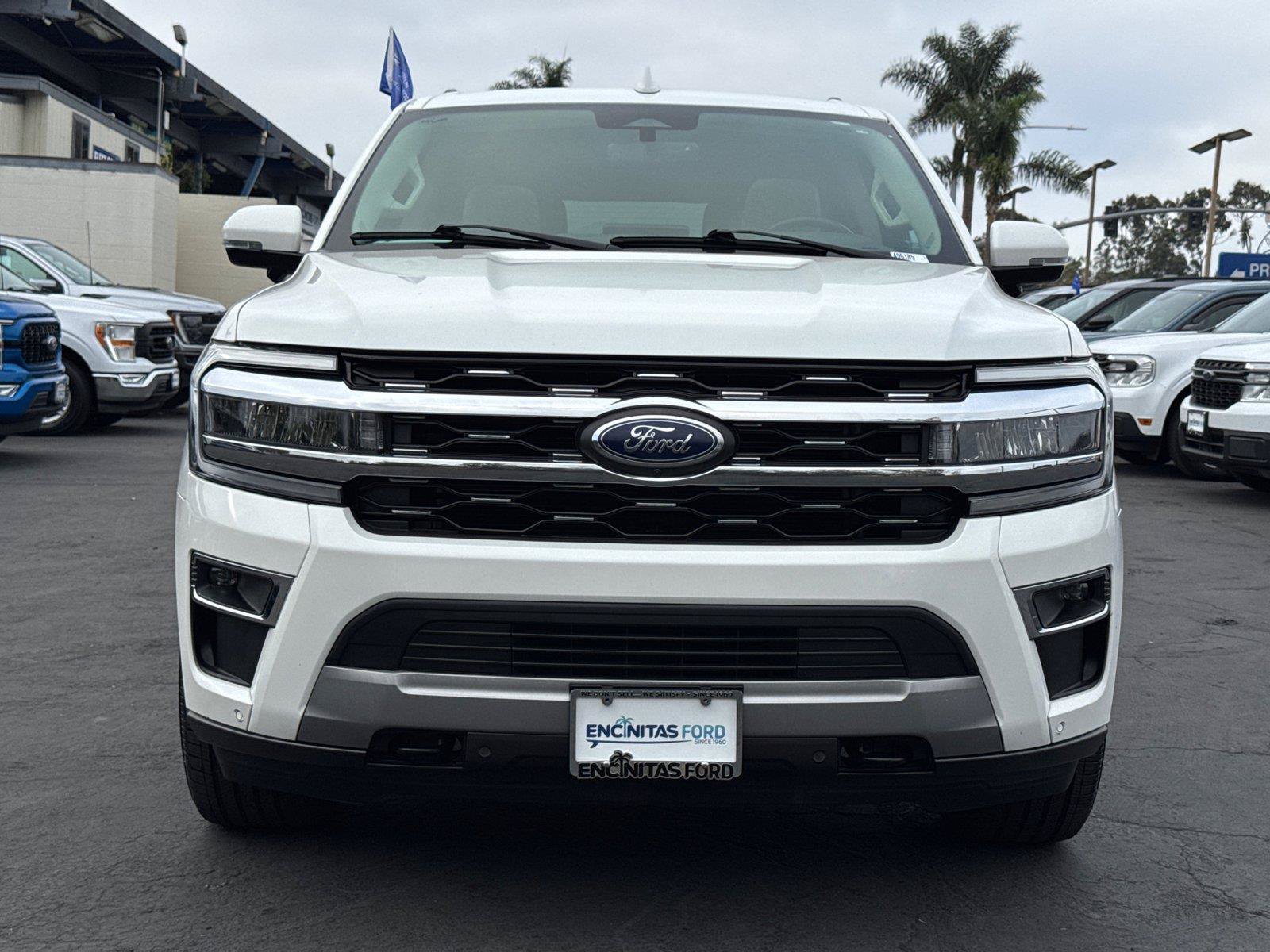 Certified 2023 Ford Expedition Max Limited AWD/4WD image 5