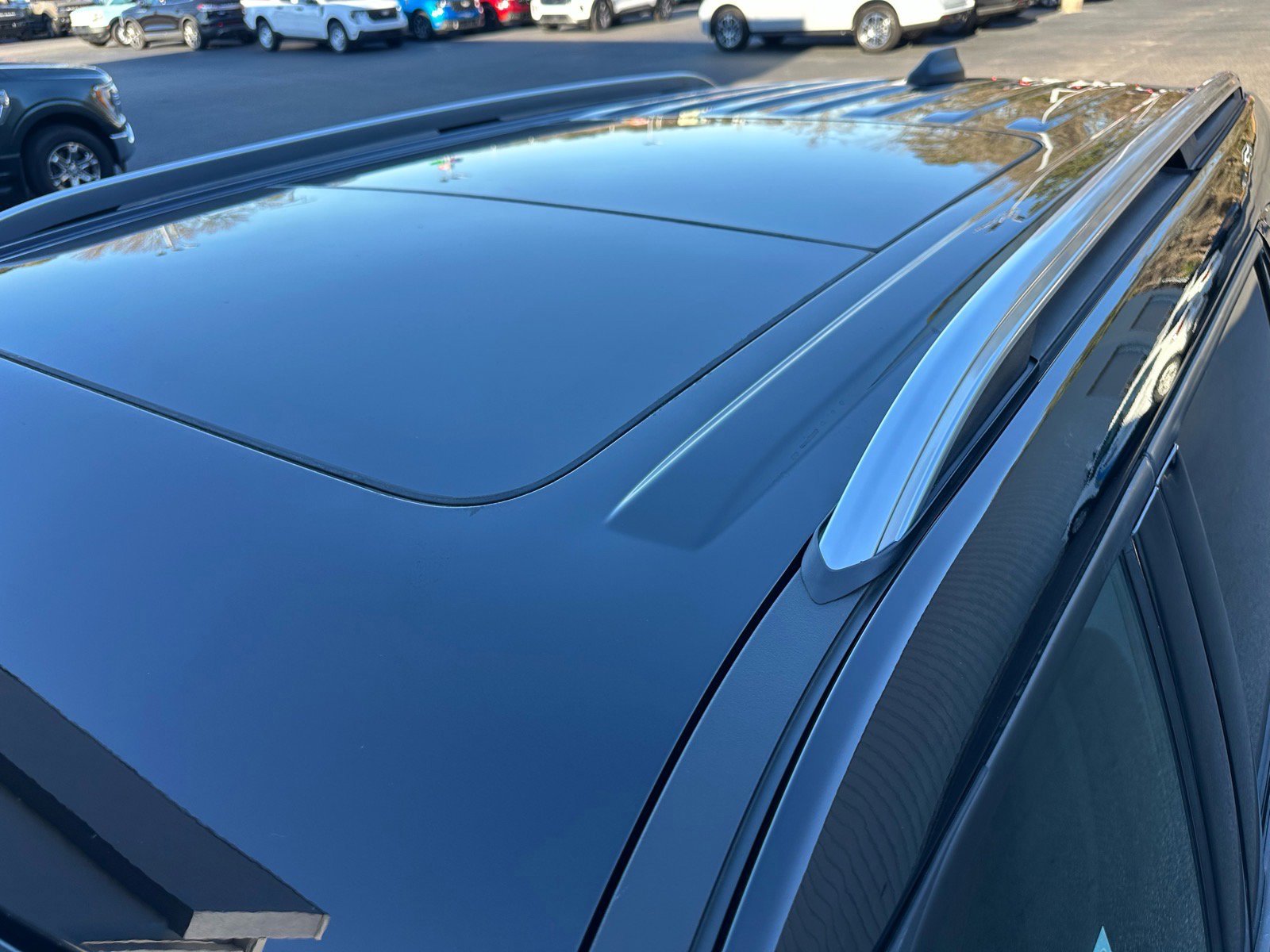 Certified 2025 Ford Explorer Platinum w/ LUX Leather Package image 12