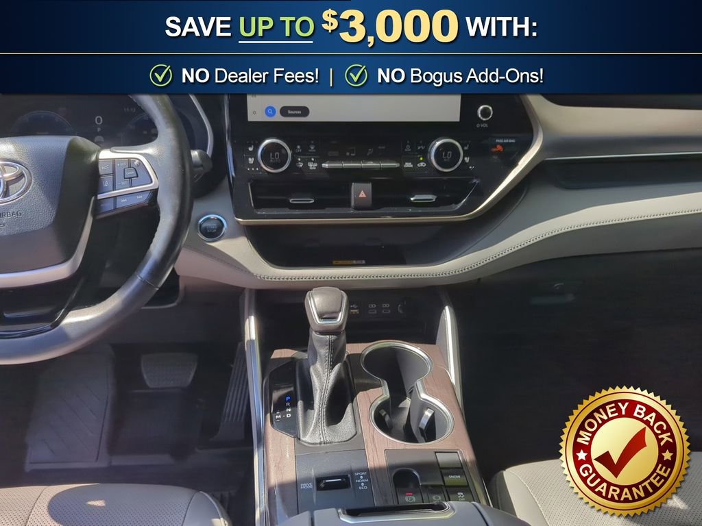Used 2023 Toyota Highlander Limited FWD image 20