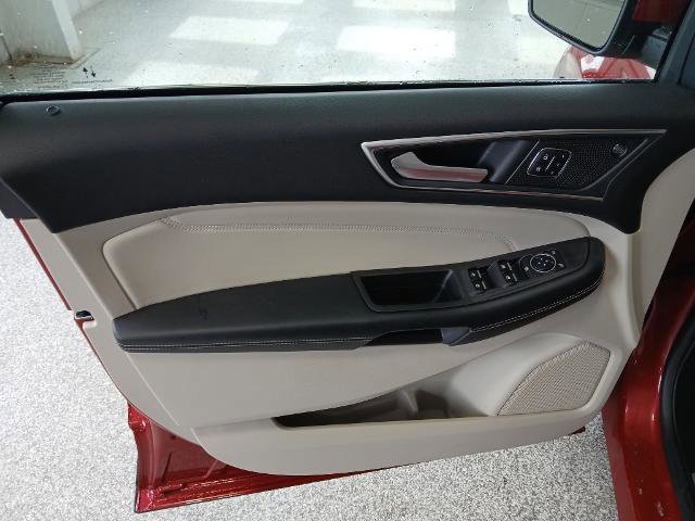 Certified 2024 Ford Edge Titanium image 12