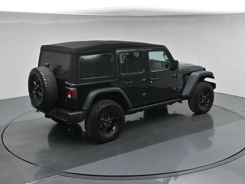 Used 2024 Jeep Wrangler Unlimited AWD/4WD image 42