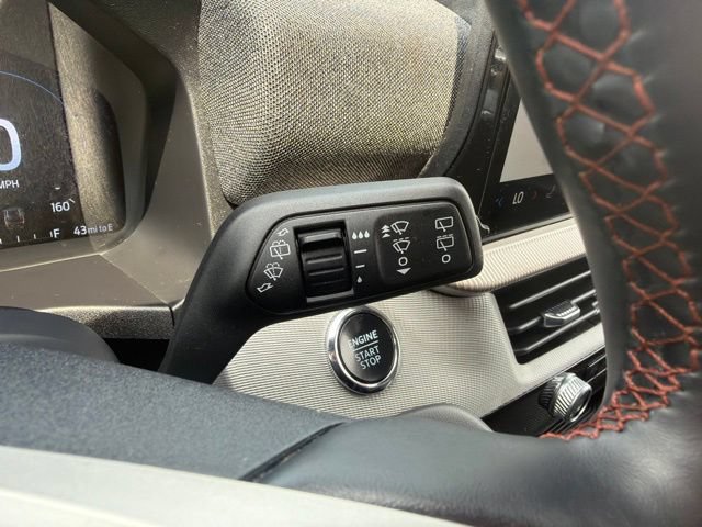 Certified 2025 Ford Explorer Active AWD/4WD image 15