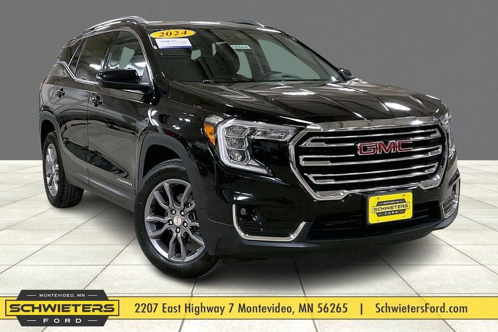 Used 2024 GMC Terrain SLT image 5