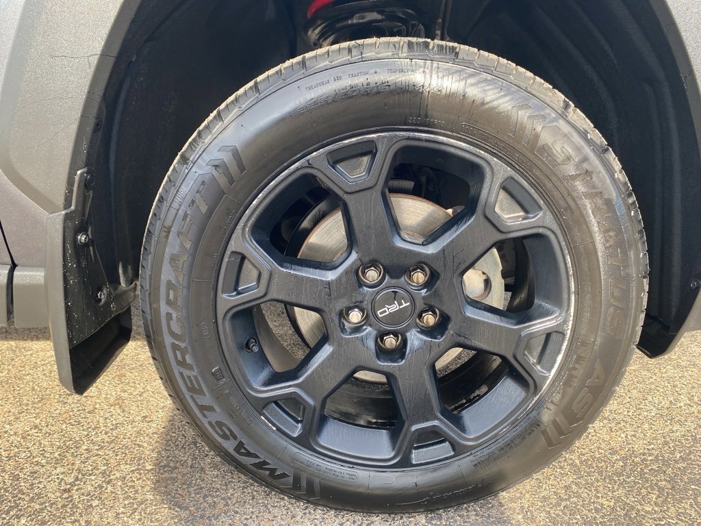 Used 2023 Toyota RAV4 TRD Off-Road image 9
