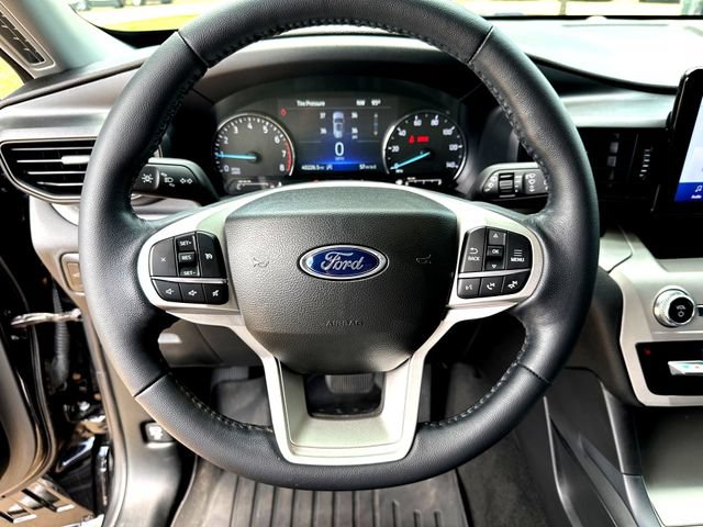 Certified 2023 Ford Explorer XLT RWD image 13