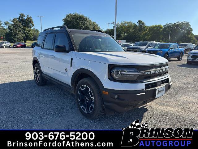 Certified 2023 Ford Bronco Sport Outer Banks w/ Tech Package AWD/4WD image 3