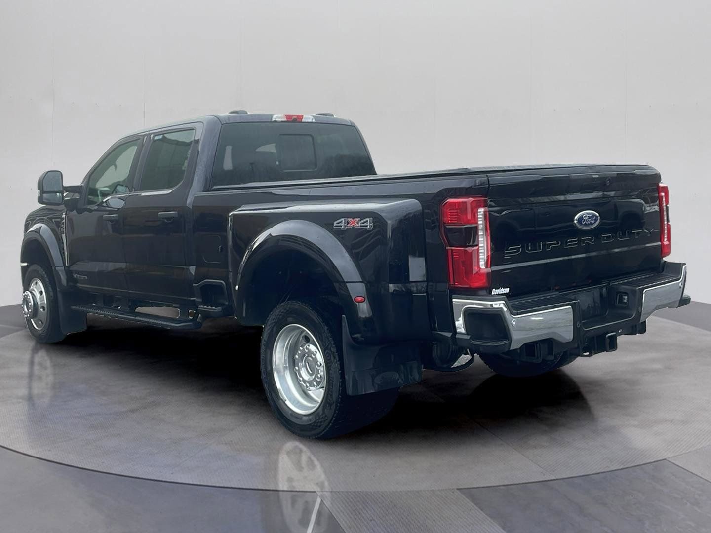 Certified 2025 Ford F450 XLT w/ 360-Degree Camera Package image 3