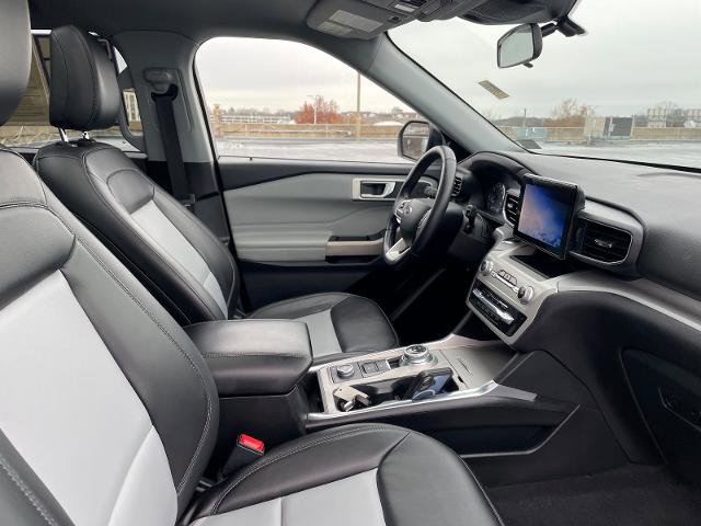 Certified 2022 Ford Explorer XLT w/ Equipment Group 202A image 37