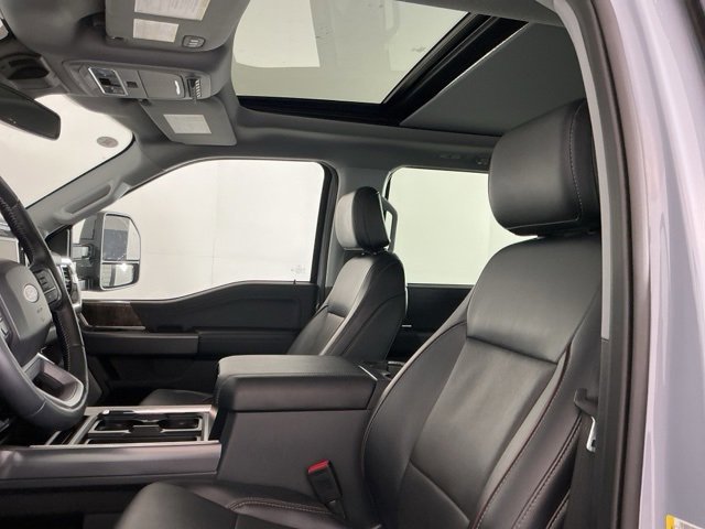 Certified 2024 Ford F350 Lariat w/ Camper Package image 18