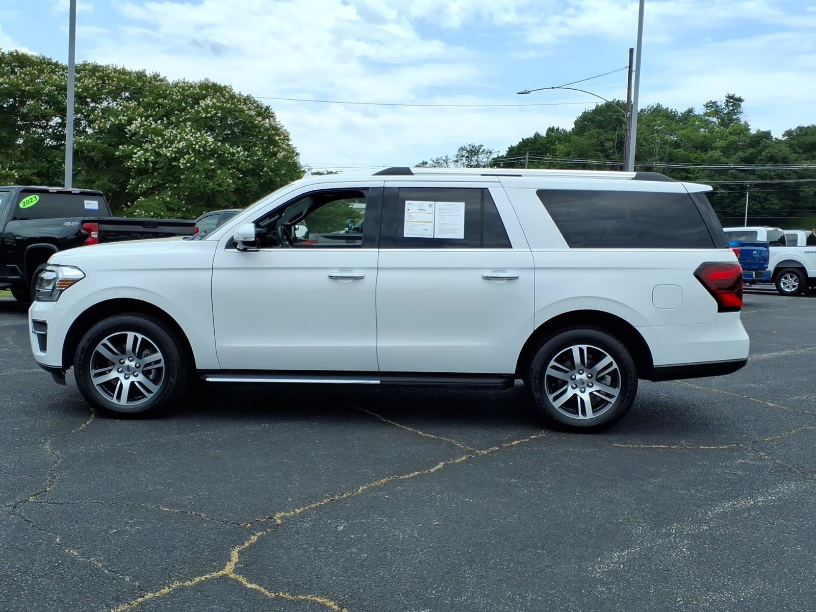 Certified 2022 Ford Expedition Max Limited AWD/4WD image 5