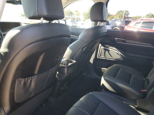 Used 2021 Kia Telluride EX w/ EX Premium Package image 13