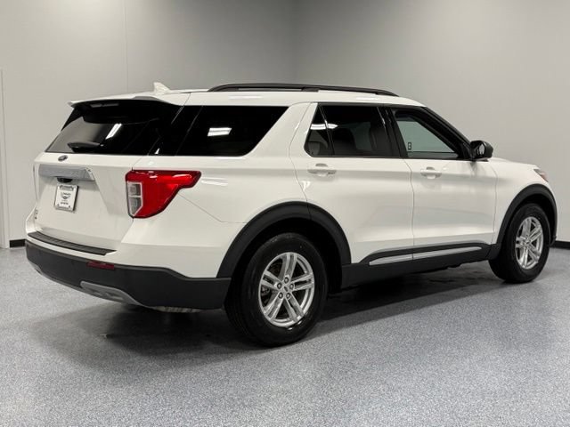 Certified 2023 Ford Explorer XLT w/ Equipment Group 202A RWD image 12