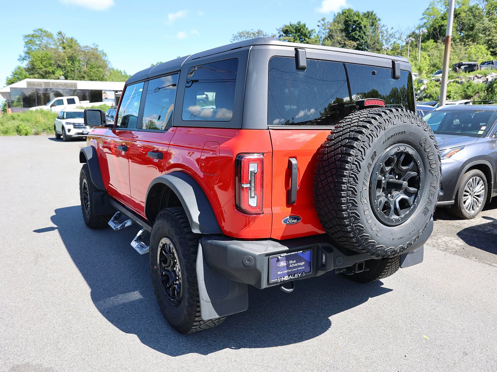 Certified 2022 Ford Bronco Wildtrak AWD/4WD image 5