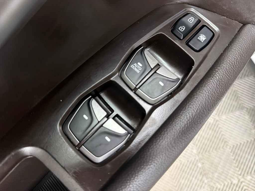 Used 2018 Hyundai Santa Fe Sport image 17