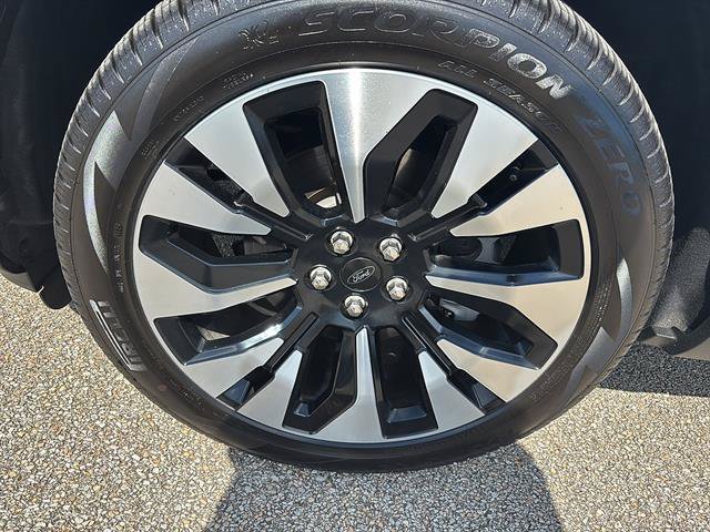 Certified 2026 Ford Explorer Platinum w/ LUX Leather Package AWD/4WD image 9