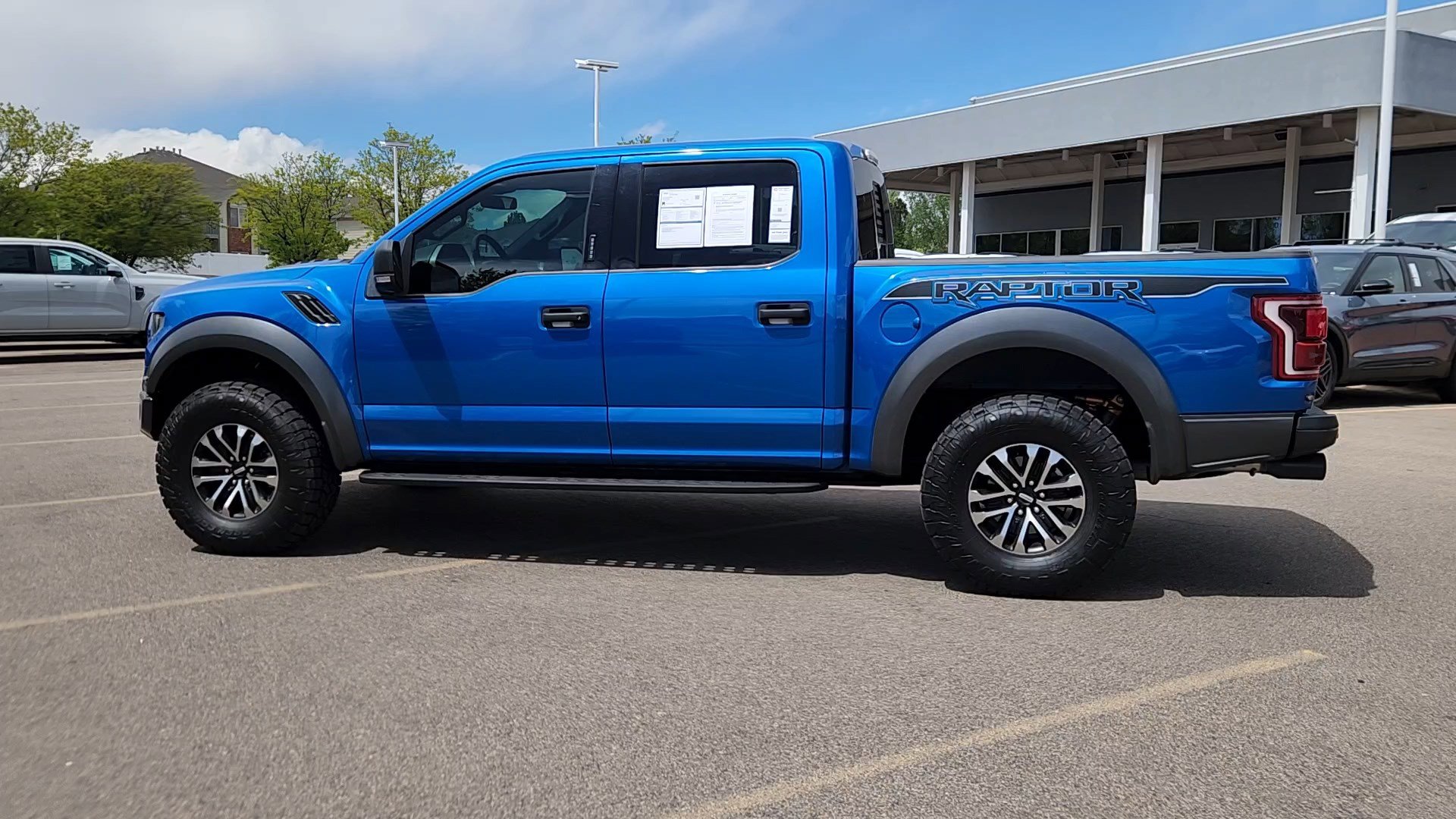 Certified 2020 Ford F150 Raptor w/ Equipment Group 801A Mid AWD/4WD image 24