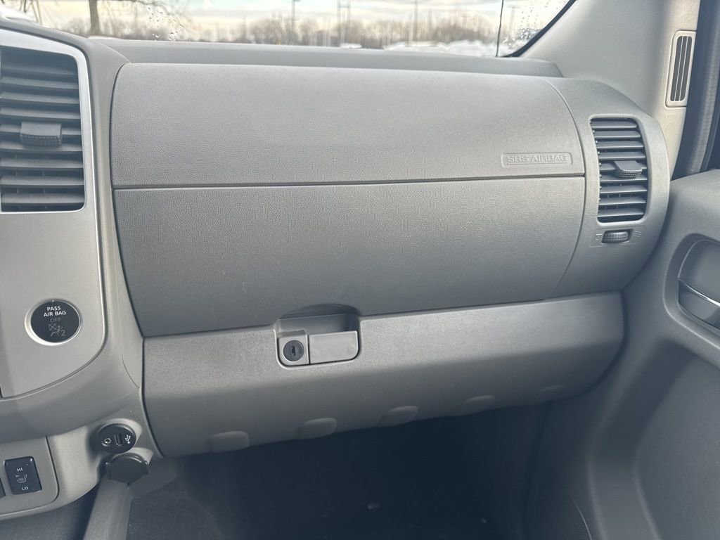 Used 2021 Nissan Frontier SV image 25