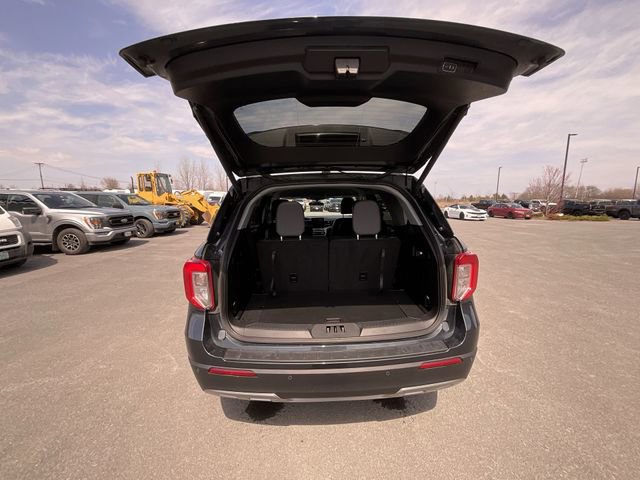 Certified 2023 Ford Explorer XLT w/ Equipment Group 202A AWD/4WD image 25