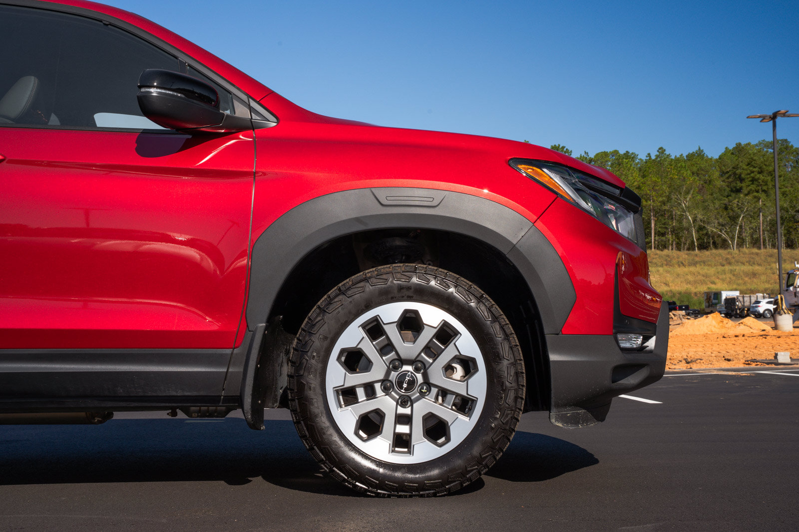 Used 2025 Honda Passport TrailSport image 9