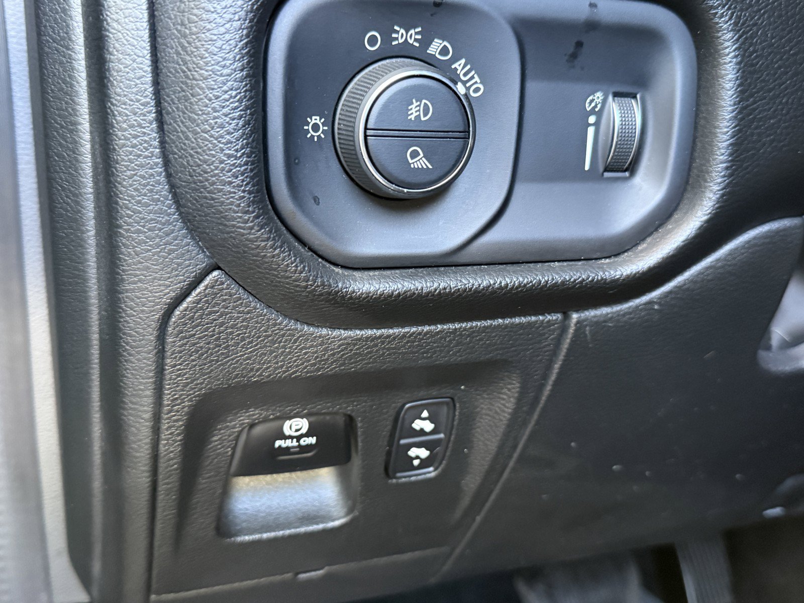 Used 2023 RAM 1500 Big Horn AWD/4WD image 22