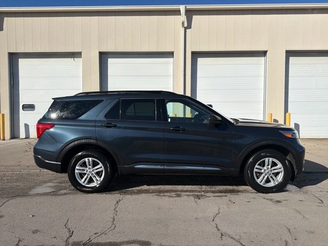 Certified 2023 Ford Explorer XLT w/ Equipment Group 202A image 3