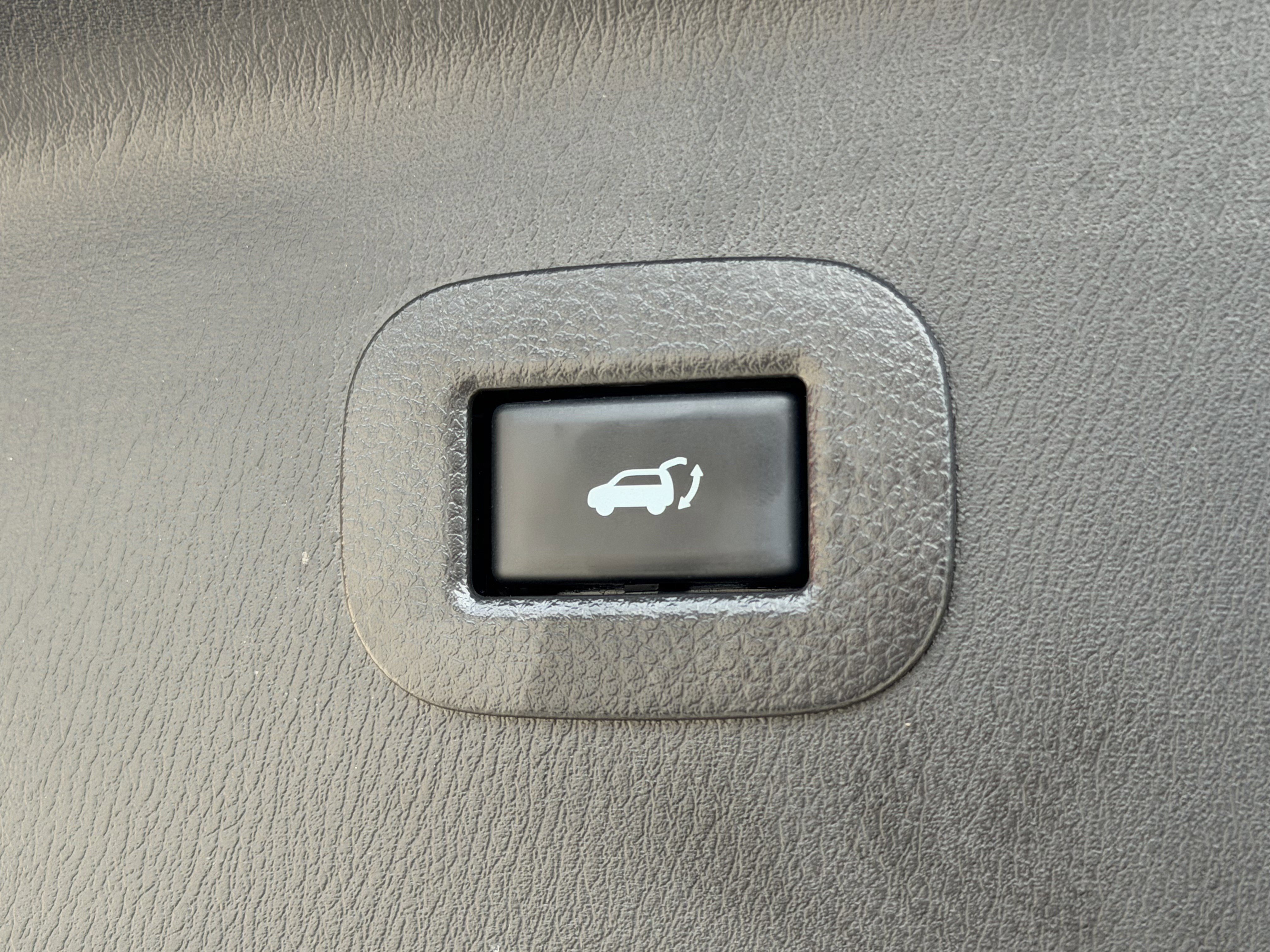 Used 2024 INFINITI QX80 Luxe image 13