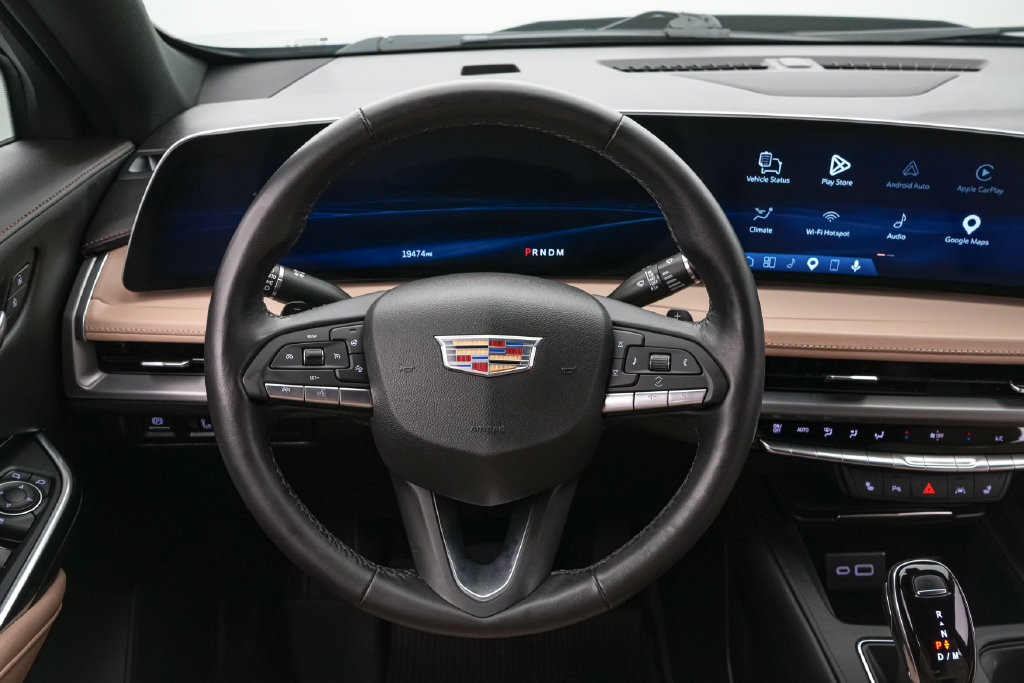 Used 2024 Cadillac XT4 Luxury w/ LPO, Floor Liner Package AWD/4WD image 13
