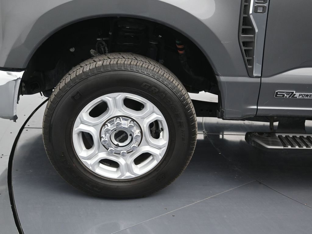 Certified 2025 Ford F250 XLT image 23