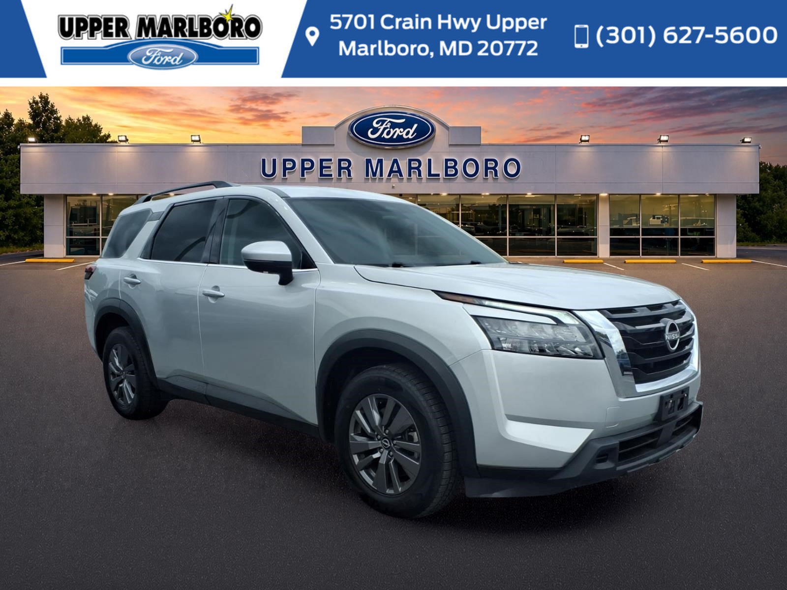 Used 2024 Nissan Pathfinder SV