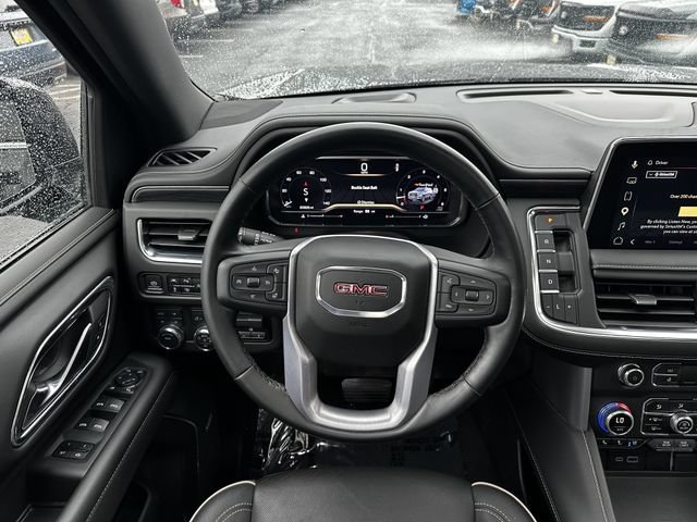 Used 2023 GMC Yukon SLT w/ SLT Premium Package AWD/4WD image 14