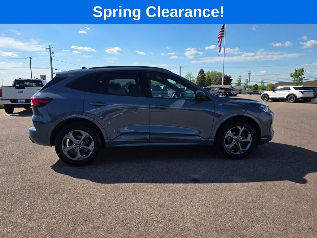 Certified 2024 Ford Escape ST-Line w/ Tech Pack #1 AWD/4WD image 8