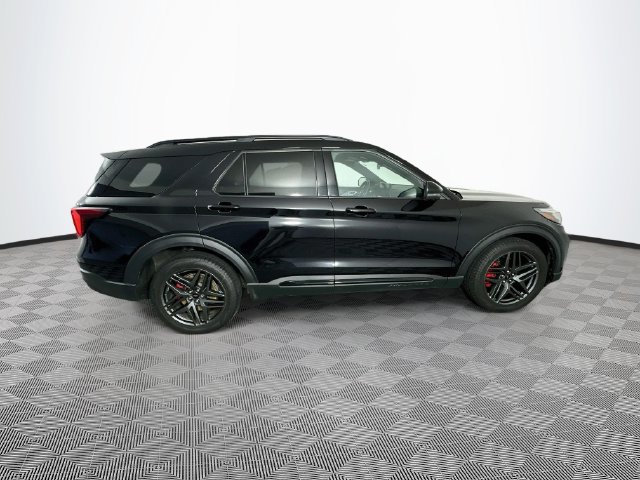 Certified 2025 Ford Explorer ST AWD/4WD image 13