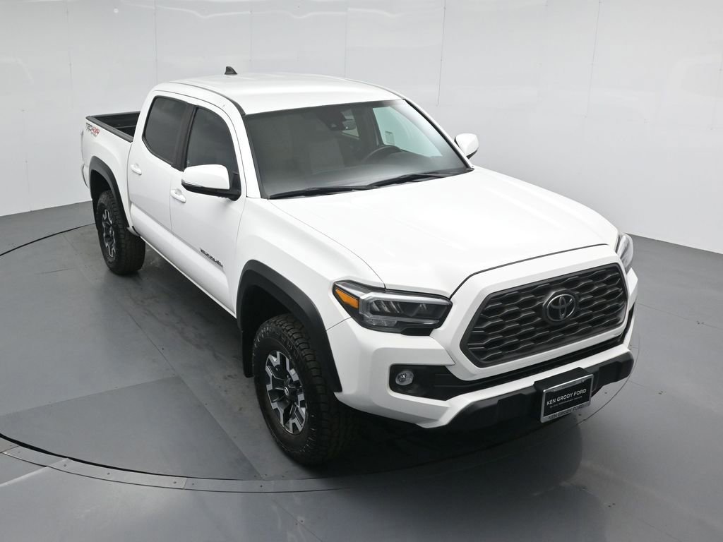 Used 2023 Toyota Tacoma TRD Off-Road image 4