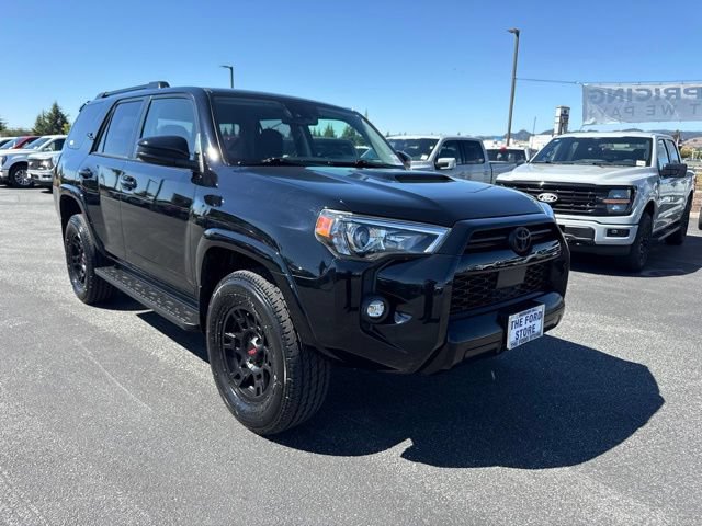 Used 2021 Toyota 4Runner TRD Off-Road AWD/4WD image 4