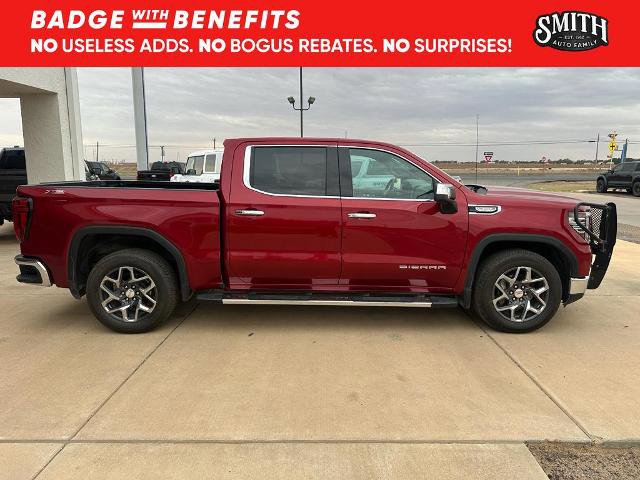 Used 2023 GMC Sierra 1500 SLT AWD/4WD image 9