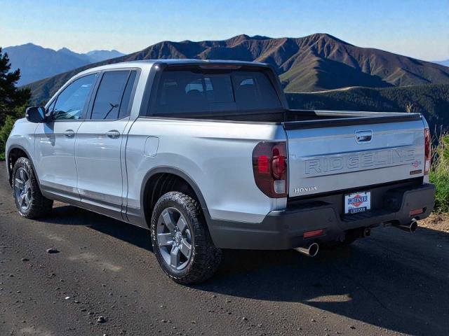 Used 2025 Honda Ridgeline TrailSport image 5