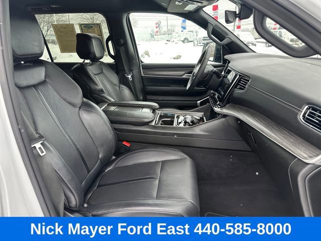 Used 2024 Jeep Wagoneer Series II AWD/4WD image 10