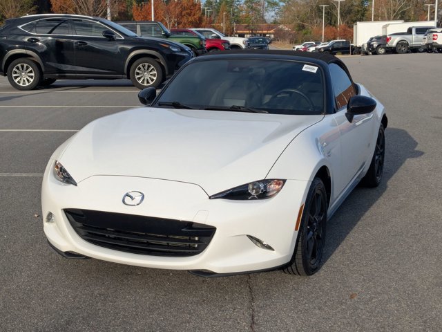 Used 2021 MAZDA MX-5 Miata Sport image 8