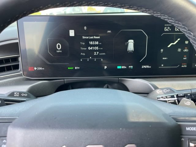 Used 2024 Kia EV9 GT-Line AWD/4WD image 40