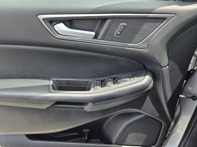 Certified 2022 Ford Edge SE w/ Black Appearance Package AWD/4WD image 32