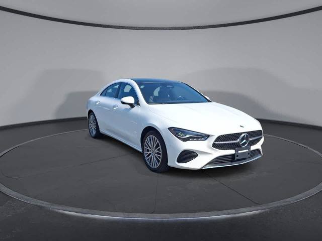 Used 2025 Mercedes-Benz CLA 250 image 2
