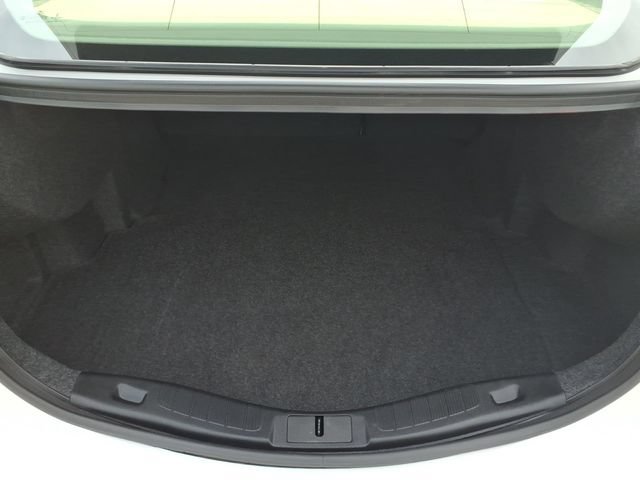 Certified 2020 Ford Fusion SE FWD image 8