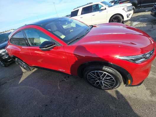 Certified 2024 Ford Mustang Mach-E Premium image 3