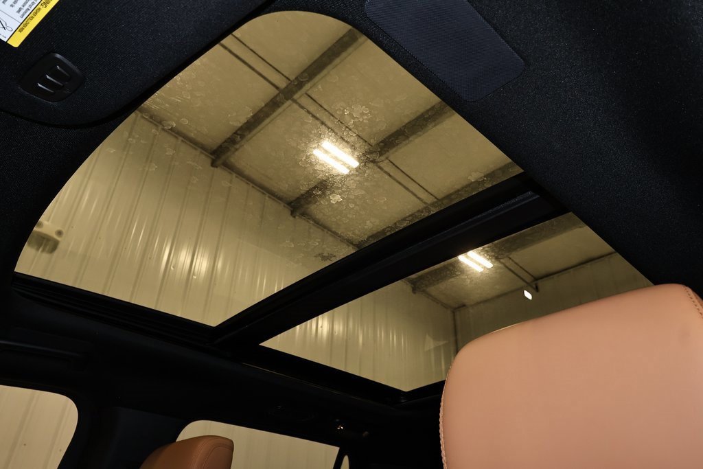 Certified 2024 Ford Expedition Platinum image 40