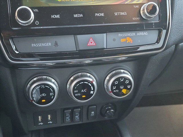 Used 2024 Mitsubishi Outlander Sport SEL AWD/4WD image 14