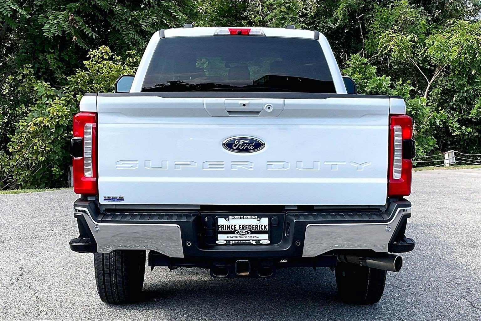 Certified 2025 Ford F250 Lariat w/ Chrome Package AWD/4WD image 4